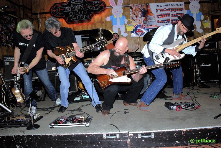 <span class="content-image-text">Armstrong Bearcat Reunion with Cy Sulak, Alan Greene, Butch Armstrong and Michael Barrick at Cebars Tavern</span>