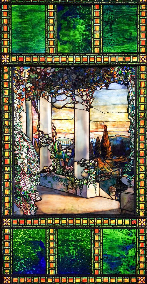 <span class="content-image-text">HInds House Tiffany stained glass window</span>