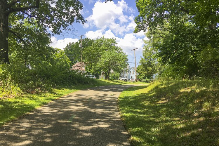 Mill Creek Falls trail.