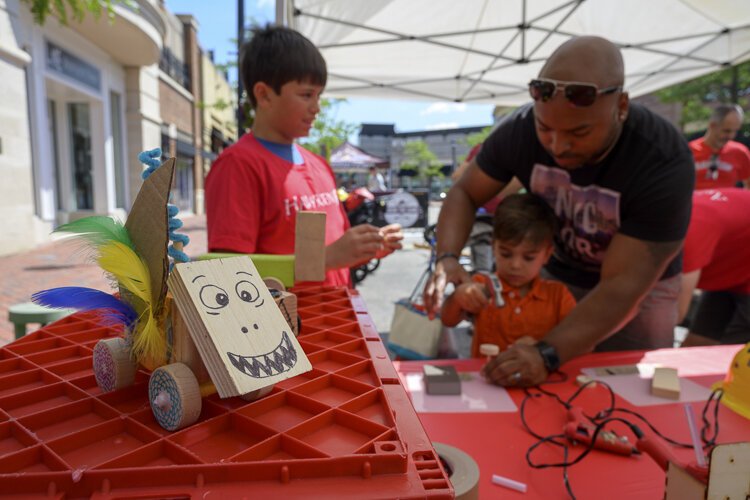 Meet the Machines Nerby Derby