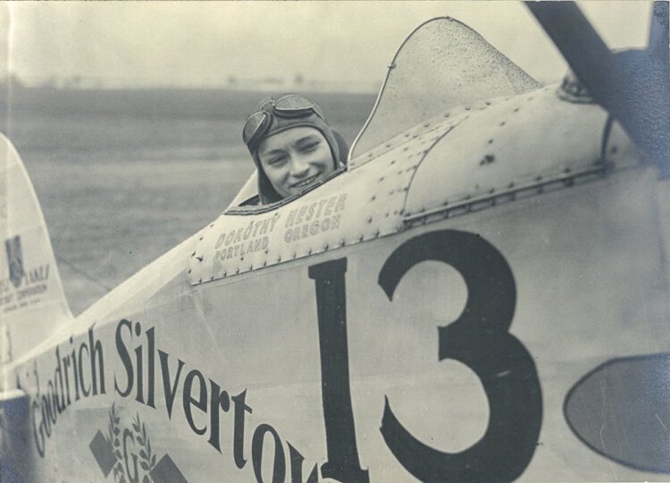 <span class="content-image-text">Daredevil Flyer Dorothy Hester</span>