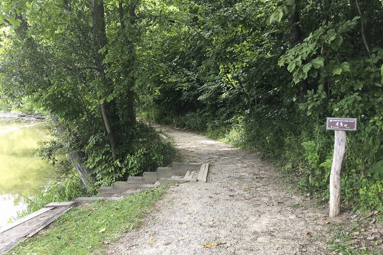 Hinckley Lake Loop Trail circles the popular water attraction.