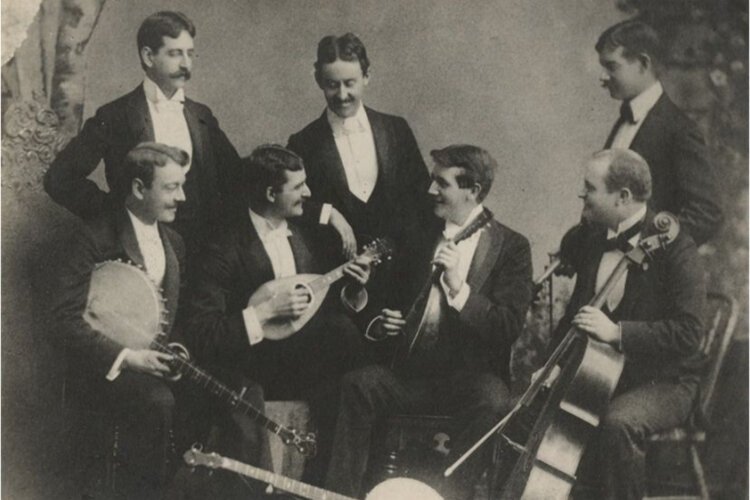 A band playing at the Hermit Club 1900s