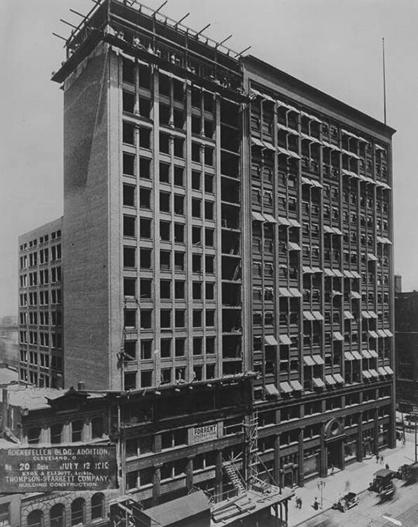 <span class="content-image-text">The Rockefeller Building in 1910, erected by John D. Rockefeller in 1903-05.</span>