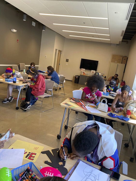 <span class="content-image-text">Students at the School of One at the LGBT Community Center of Greater Cleveland</span>