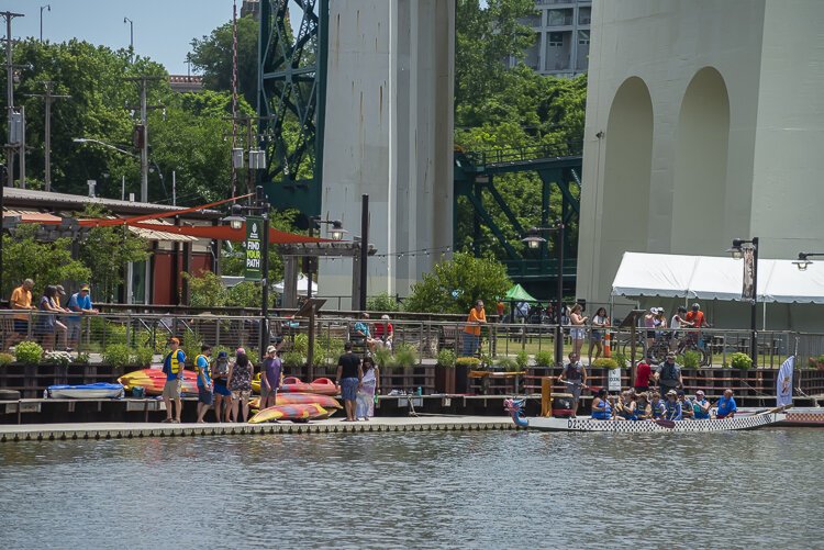 Holiday Cleveland History Days Boat Tour