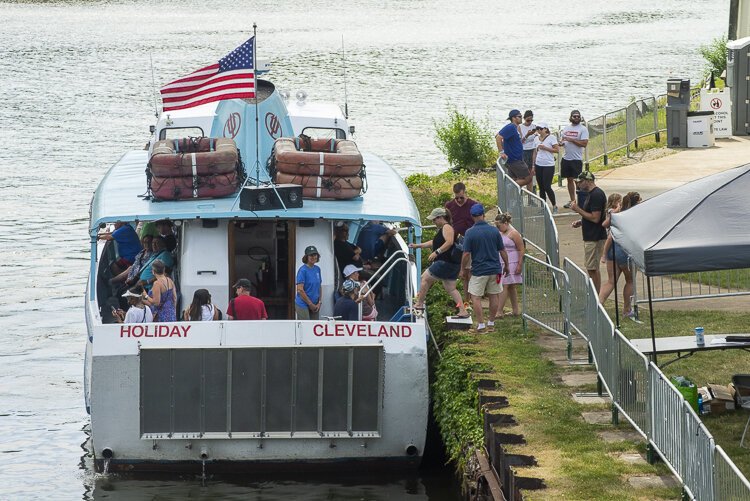 Holiday Cleveland History Days Boat Tour