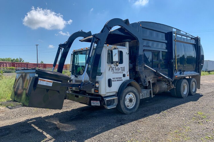 <span class="content-image-text">A former employee of a Cleveland trash pickup company, Reggie Jefferson kickstarted the haulage concern called The Trash Team.</span>