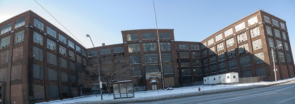 <span class="content-image-text">The Richman Brothers Building 2014</span>