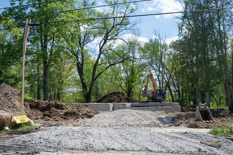 <span class="content-image-text">House under construction by Amato Homes on an empty parcel on Woodbrook Ave. in Maple Heights</span>