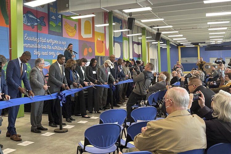 <span class="content-image-text">Greater Cleveland Food Bank’s new 197,00-square-foot Partner Distribution Hub grand opening</span>