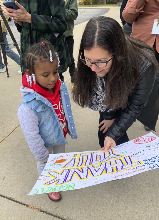 Debbie Joseph from NCJW CLE Reading to Kids