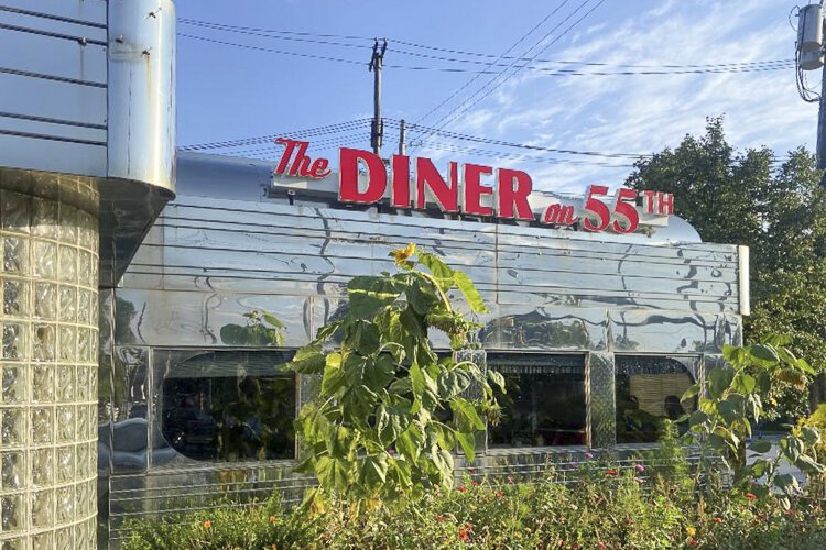 diner_on_55th_02.jpg