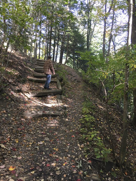 On the trail in the North Chagrin Reservation