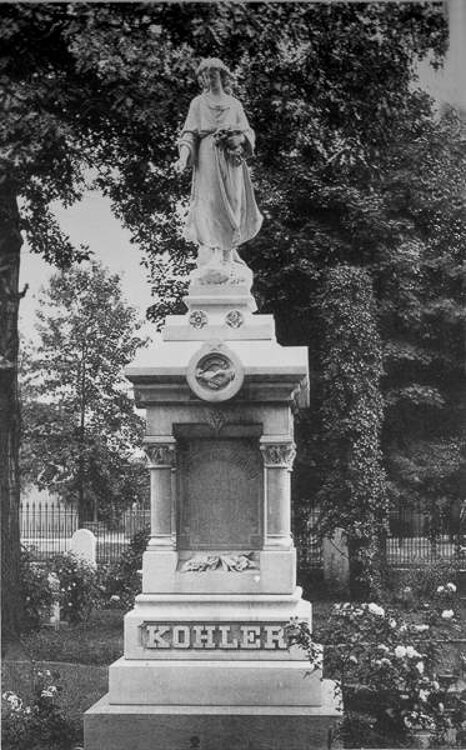 woodland_cemetery_01.jpg