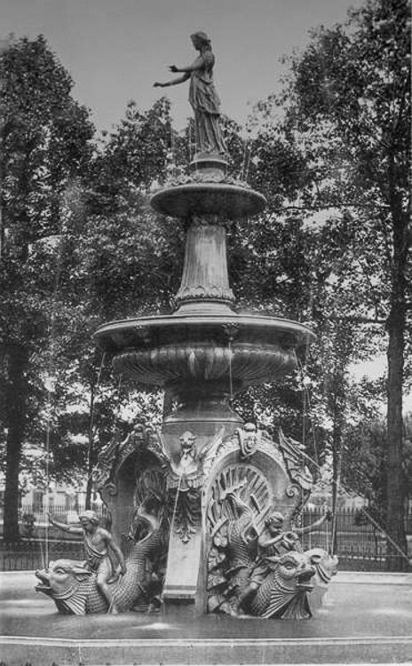 Woodland Cemetery fountain