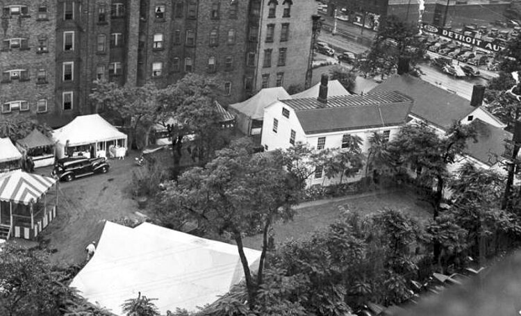 A fair at the Dunham Tavern in 1938