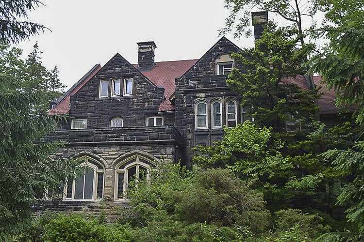 1896 John Hartness Brown House on East Overlook and Edgehill Roads