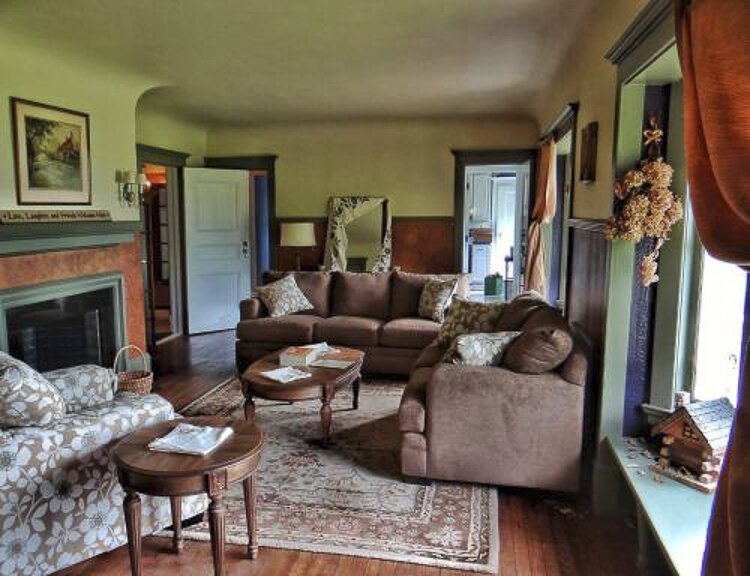 Interior shot of “Katewood” located at 9511 Lakeshore Blvd.