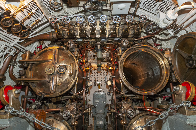 The Forward Torpedo Room on the USS COD has six torpedo tubes and the After Torpedo Room has four tubes