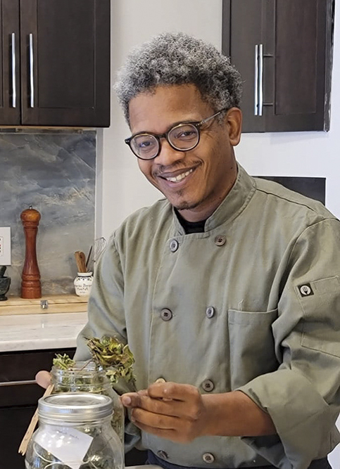 Ismail Samad, Co-Founder of Loiter - East Cleveland