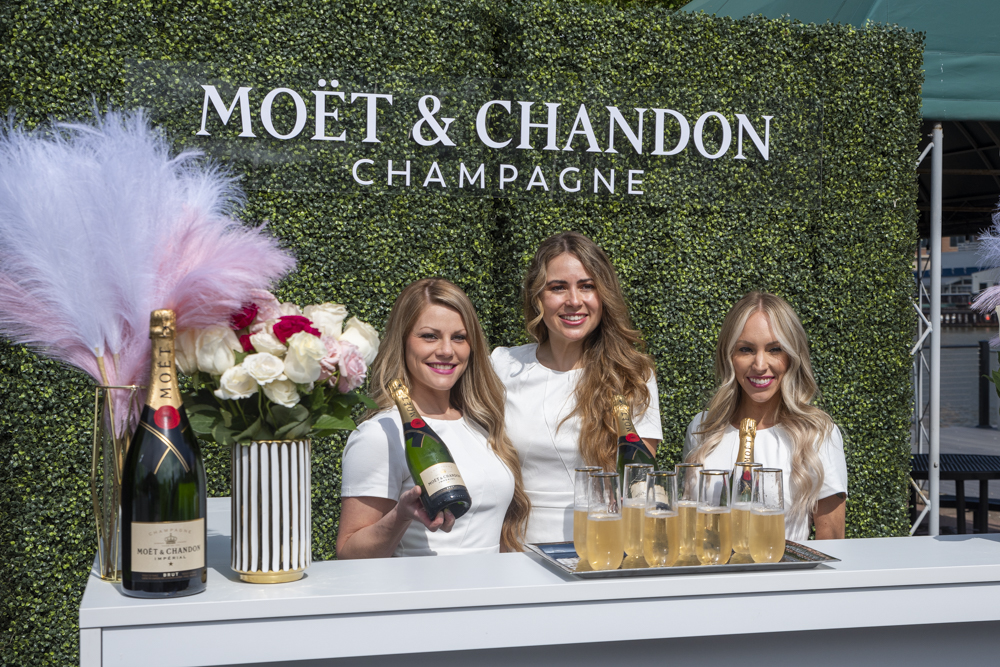 Champagne was served by Moët & Chandon