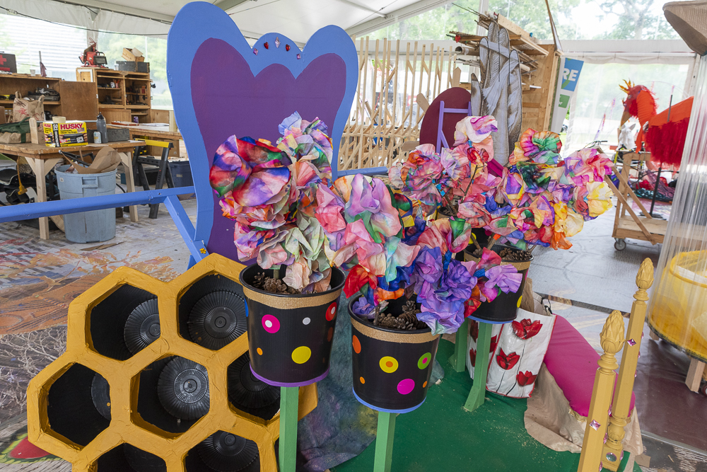 Inside the Parade the Circle artist tent