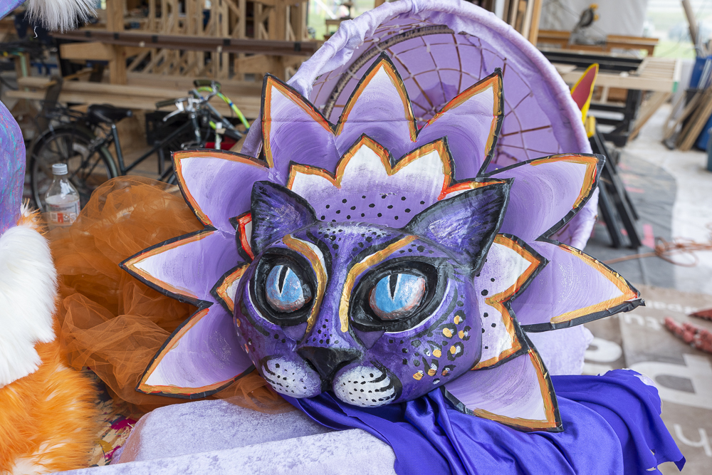 Inside the Parade the Circle artist tent