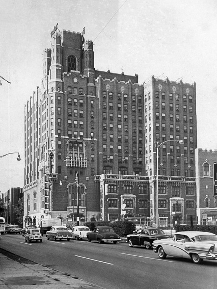 The Tudor Arms Hotel in the late 1950s