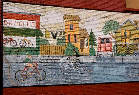 biking_mural_05.jpg