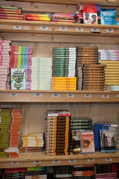 horizontal_books_092.jpg