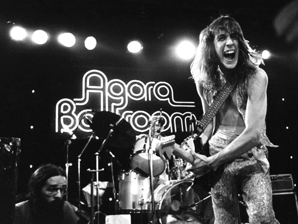 Todd Rundgren at the old Agora1976 on E24th - Photo Janet Macoska