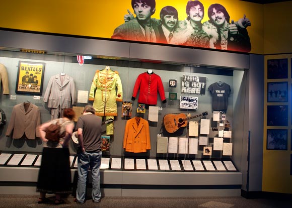 rock_n_roll_hall_of_fame_062.jpg