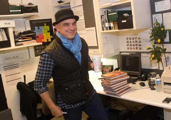 Michael Symon pre signing books at the Williams-Sonoma in Beachwood