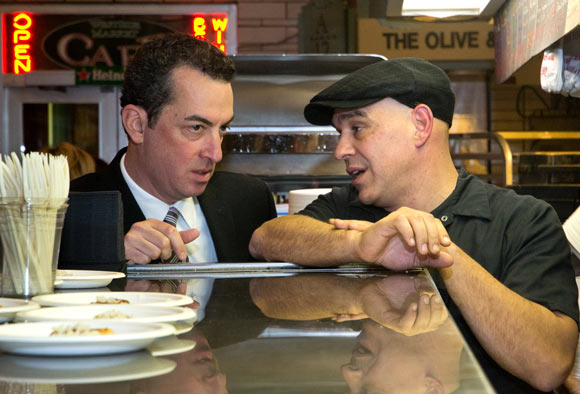 Symon and Fresh Water editor Doug Trattner sneak in a quick chat