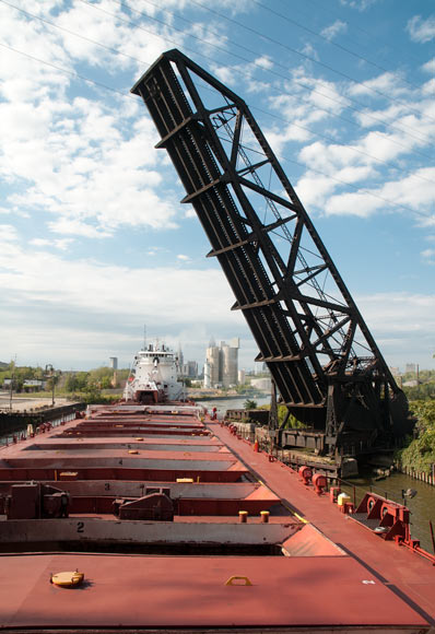 American Courage passing the Newburgh and South Shore RR