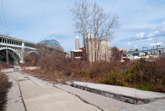 River Bed Rd erosion on Irish Town Bend