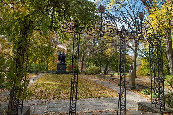 <span class="content-image-text">German Cultural Garden off of East Blvd</span>