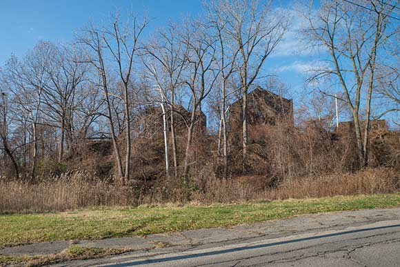 <span class="content-image-text">Off Willey Ave heading north</span>