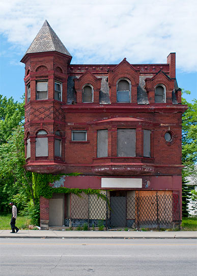 Boarded up building on Euclid Ave in East Cleveland