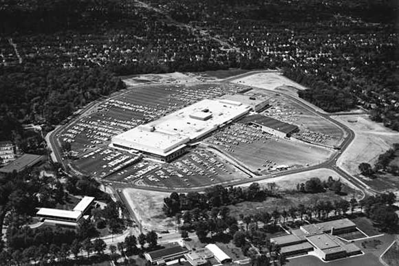 An aerial view of Severance Mall soon after it opened in 1963