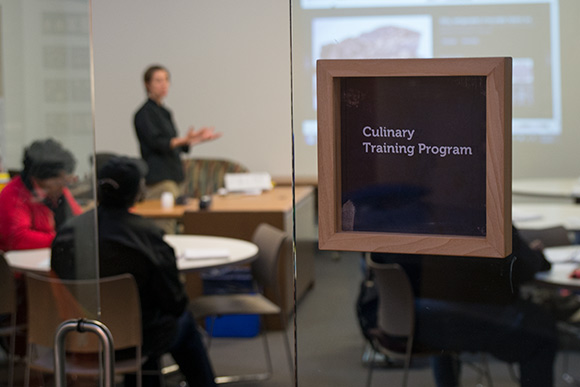 <span class="content-image-text">Culinary Training Program class at Lutheran Metropolitan Ministries</span>