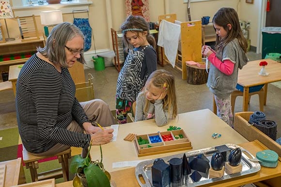 Cleveland Montessori classes at the Alta House