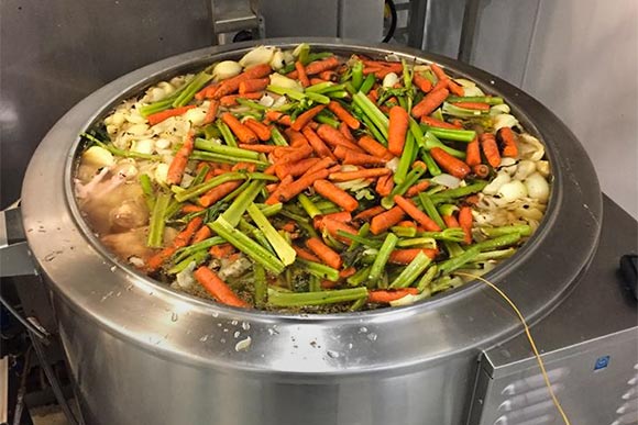 Chicken Batch cooking up at Erie Bone Broth