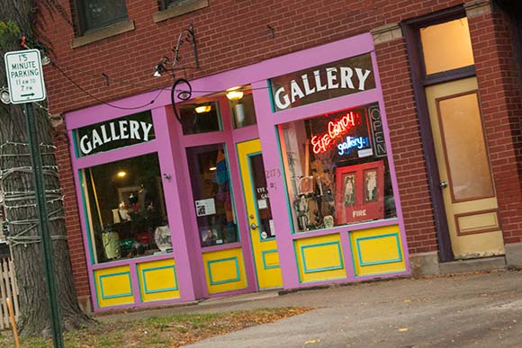 <span class="content-image-text">Eye Candy Gallery in Tremont 2010</span>