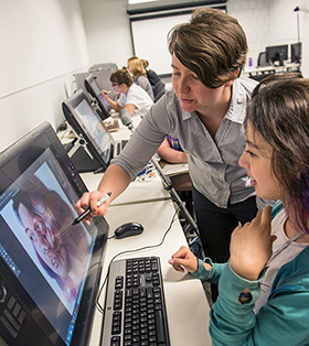<span class="content-image-text">CIA's Foundation in Art + Design</span>