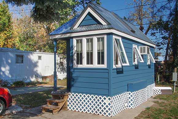 Tim Nevits’ Tumbleweed home