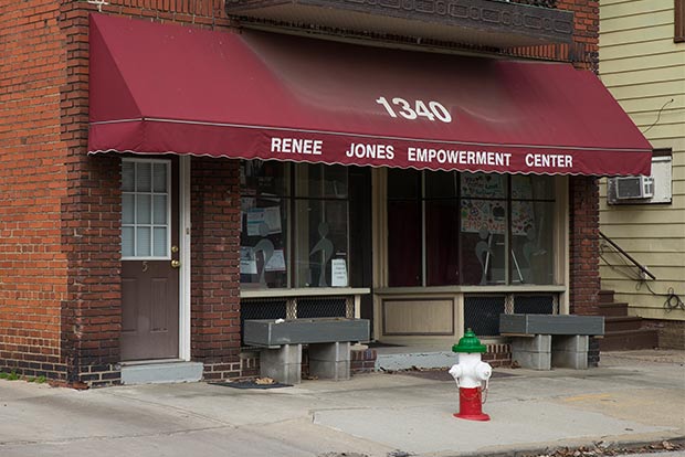 renee_jones_empowerment_center_05.jpg