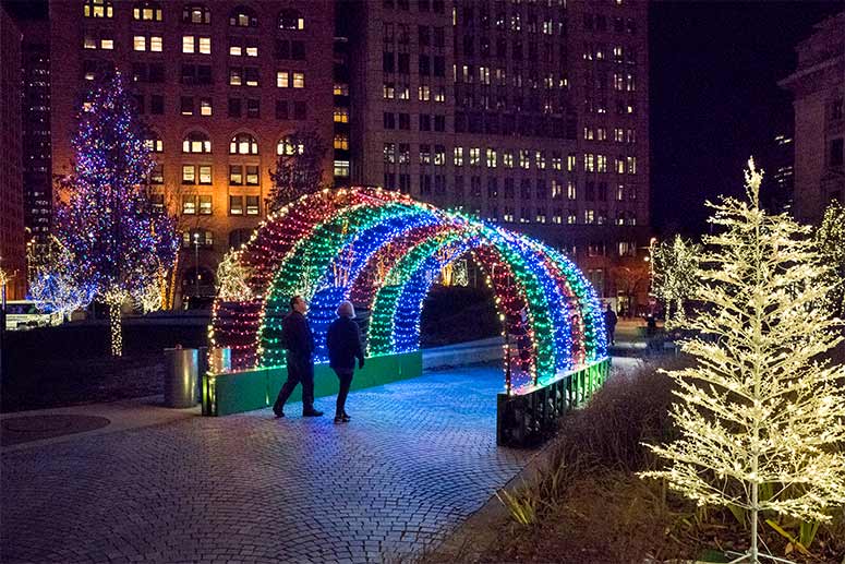 <span class="content-image-text">Cleveland Public Square</span>