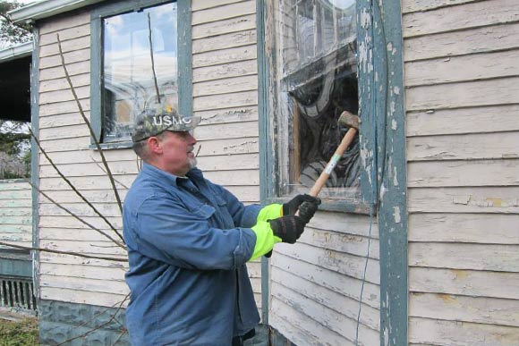 <span class="content-image-text">SecureView strength demonstration in Warren, Ohio</span>